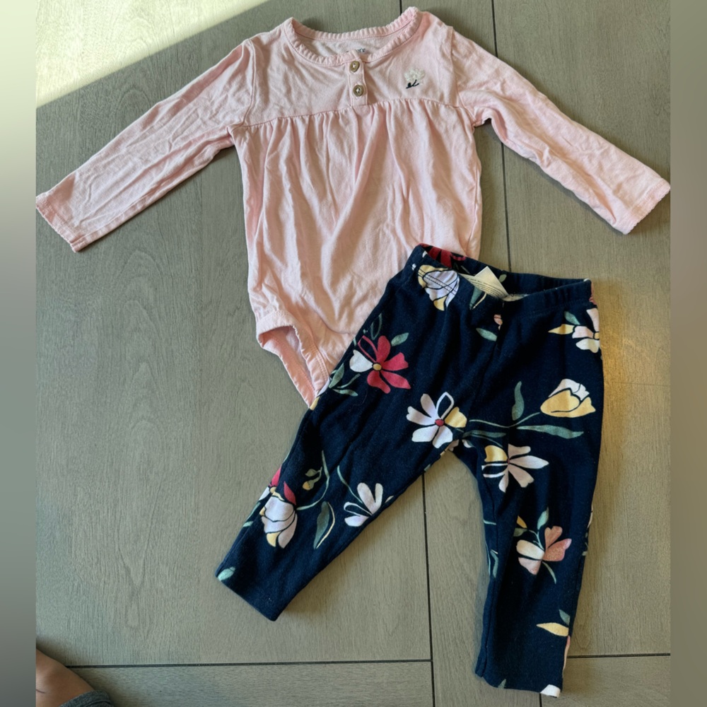 Carter’s long sleeve onesie with leggings